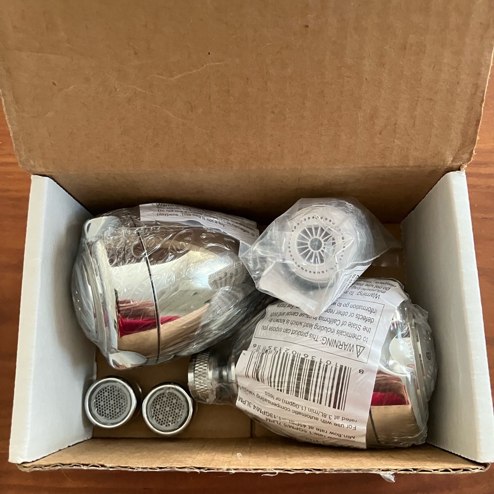 Water Conservation Kit 2 Shower heads 3 for sinks